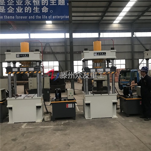 800吨液压机工作的时候出现齿轮振动怎么解决？