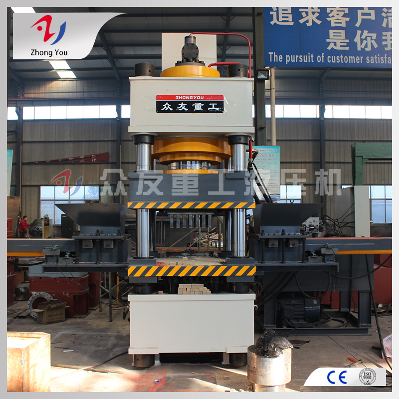 热压成型液压机自动补压装置是怎么工作的？